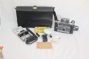 Polaroid Land Camera Automatic 100 (A-29)