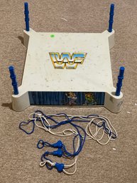 WWF Wrestling Superstars Sling Em Fling Em Wrestling Ring (R-17)