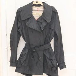 Burberry London Double Breasted Short Belted Trench Rain Coat Size 12