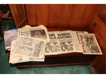 Vintage Newspaper Lot