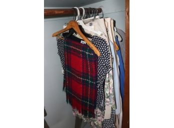 Vintage Clothing Lot 1 (den)