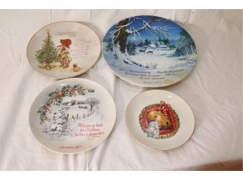 Set Of 4 1970's Christmas Plates 1973 1977 1978