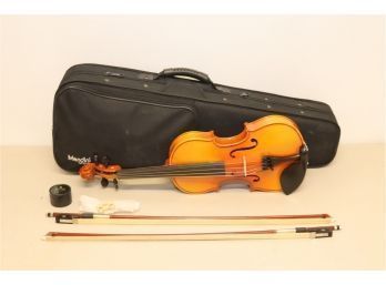 Child's Mendini By Cecilio MV400 Violin With Case And Accessories