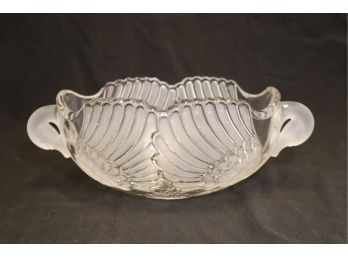 Glass Swan Bowl