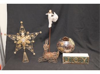 Christmas Decor (Lot 2)