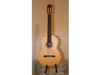 Yamaha CG-101M Classical Acoustic Guitar