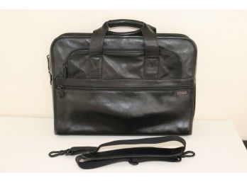 Tumi Black Leather Laptop Bag Briefcase Cross Body Shoulder Strap