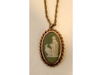 Vintage Wedgwood Green Jasperware Cameo Pendant And Necklace England. (N-5)