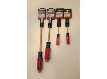 NEW Craftsman Screwdriver Set Of 4 (CS-6)