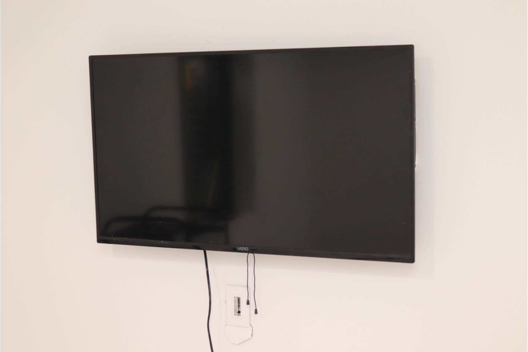 VIZIO D-Series 40 Class (39.5