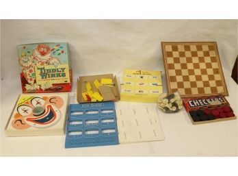 Vintage Games Tiddly Winks, Eye Guess Checkers And Chess (C-33)