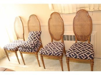 Set Of 4 Woven Wicker Back Dining Side Chairs W/ 2 Matching Throw Pillows