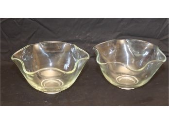 Pair Of Vintage Glass Salad Serving Bowls (B-57)