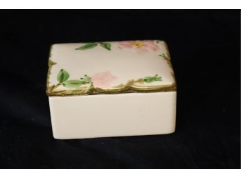 Vintage Covered Trinket Box Franciscan Ware (B-66)