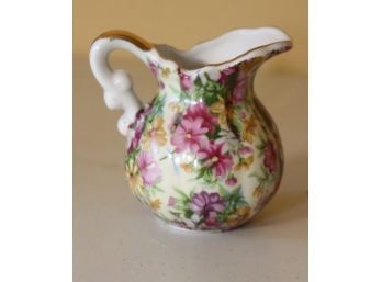 Royal Chintz Arnart 5th Ave Creamer (B-9)