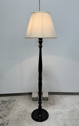 Vintage EXCO CHICAGO American Turned Walnut Floor Lamp With Gracious Home Shade