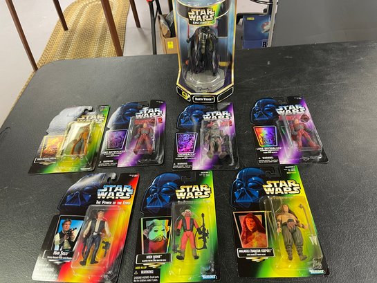 LOT OF STAR WARS ACTION FIGURES