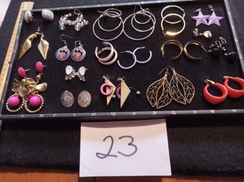 18 Pairs Assorted Pierced Earrings