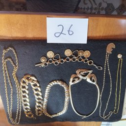 Goldtone Mixed Jewelry Lot