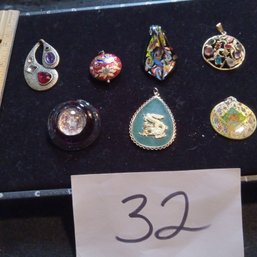 Mixed Pendant Lot