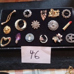 Mixed Brooch Lot