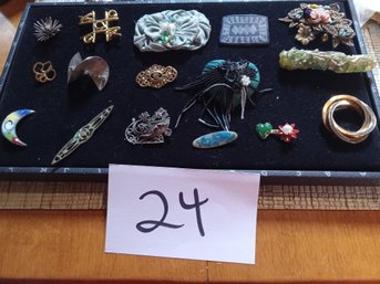 MIXED BROOCH LOT