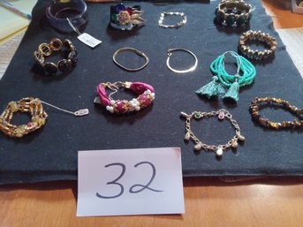 MIXED BRACELET LOT