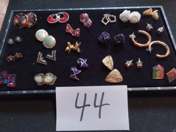 PIERCED EARRING LOT