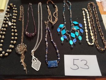 MIXED NECKLACE LOT