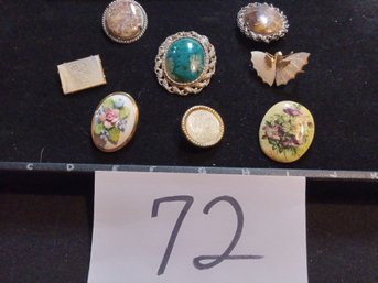 STONE BROOCH LOT