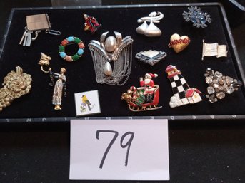 MIXED BROOCH LOT