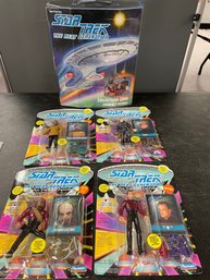STAR TREK TNG NEXT GENERATION COLLECTOR CASE AND ACTION FIGURES