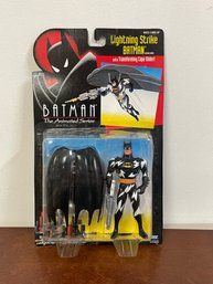 BATMAN ANIMATED SERIES LIGHTNING STRIKE BATMAN ACTION FIGURE