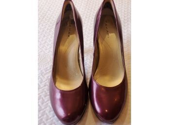 TAHARI HEELS (Read Description Box For Item Info)