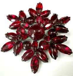 Fantastic Large Red Weiss Red Rhinestone Fashion Pin