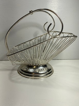 Metal Decorative Wire Basket