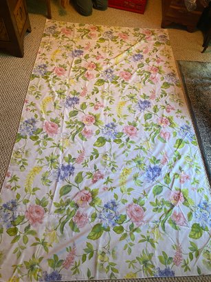 Lightweight Floral Fabric Tablecloth