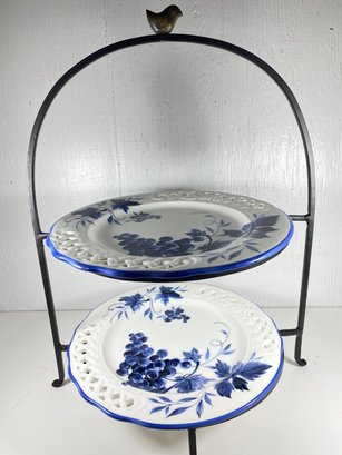 Set Of 2 Burnelli 11' Plates With Appetizer/ Cupcake Serving Stand