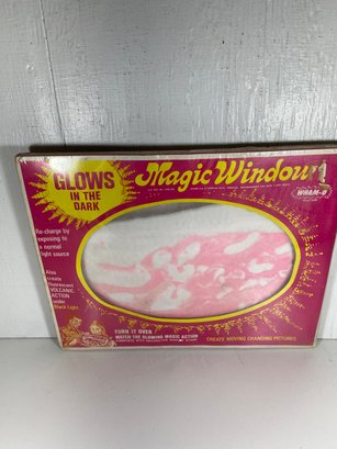 New 1975 Vintage Wham-o Magic Window Glow In The Dark And Black Light Reactive Collectible