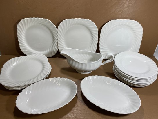 Set Of 18 Johnson Brothers England White Colored Dish Set Plates And More