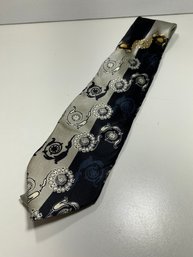 Men's Gianni Versace Black And White Printed All Silk Neck Tie