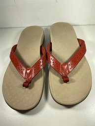 Women's Vionic Size 11 Flip Flop Sandals