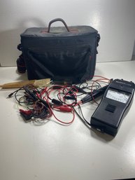 Working Transistorized Insulation Tester TIF Instruments IT 990 With Accessories And Case