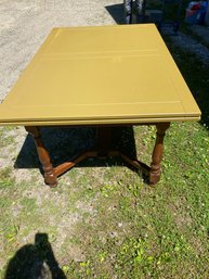 Maple Painted Top Dining Room Table With Two Pop Out Leaves