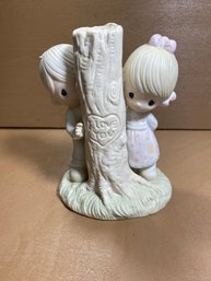 1979 Precious Moments ' Thee I Love' Boy And Girl Figurine