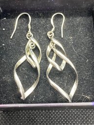 Women's .925 Silver Dangle Swirl Earrings