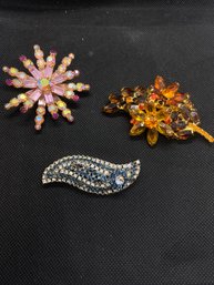 Women's Lot Of 3 Floral Brooches- Gold And Silver Tone Faux Stones And Gems