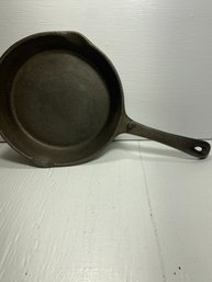 8' Unmarked Cast Iron Frying Pan