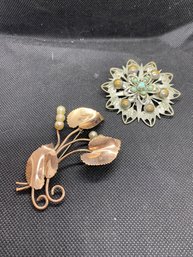 Set Of 2 Women's Brooch Pins