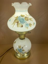 Working 13' White And Blue Floral Table Top Lamp